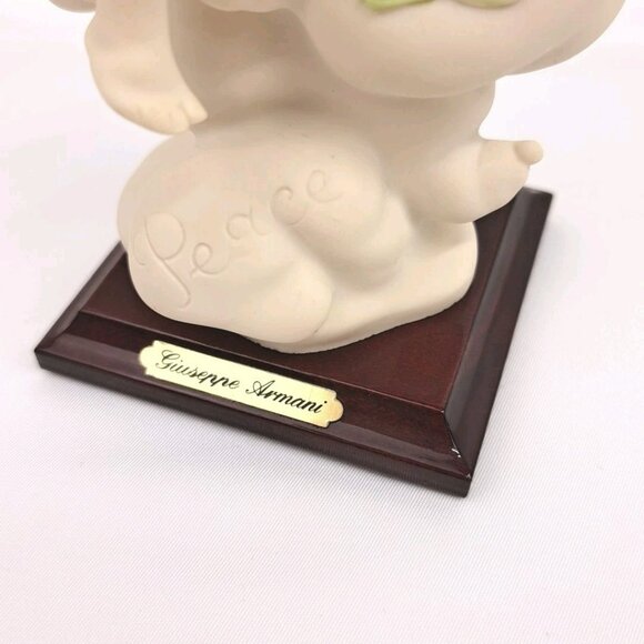 Vintage Guiseppe Armani 7 Inch White Peace Figurine Statue Italy - Picture 15 of 16